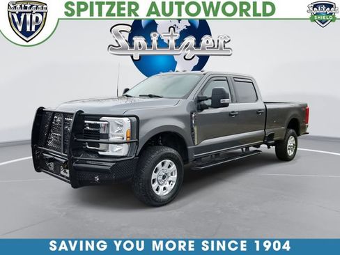Used 2024 Ford F350 XLT image 1