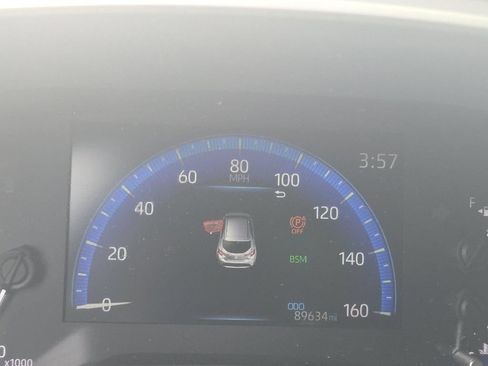 Used 2021 Toyota Corolla XSE FWD image 2