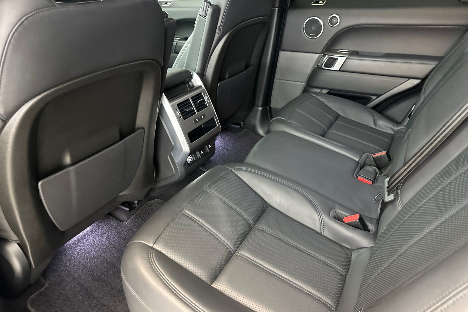 Used 2020 Land Rover Range Rover Sport HSE AWD/4WD image 31