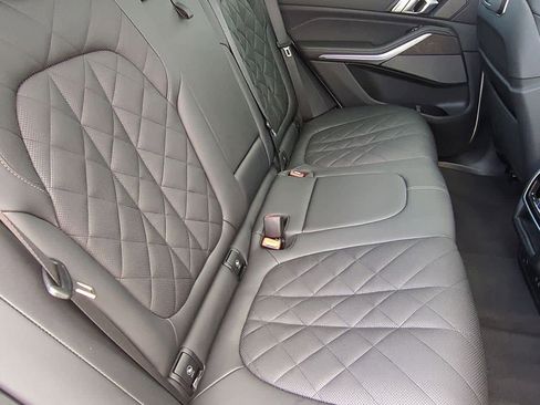 Used 2024 BMW X5 xDrive40i image 19