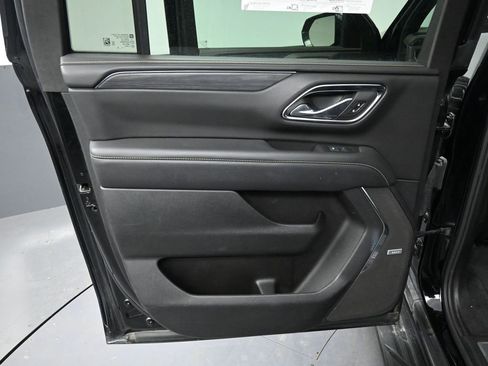 Used 2024 GMC Yukon XL SLT image 27