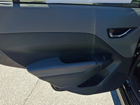 New 2026 Subaru Crosstrek 2.5i Limited AWD/4WD image 8