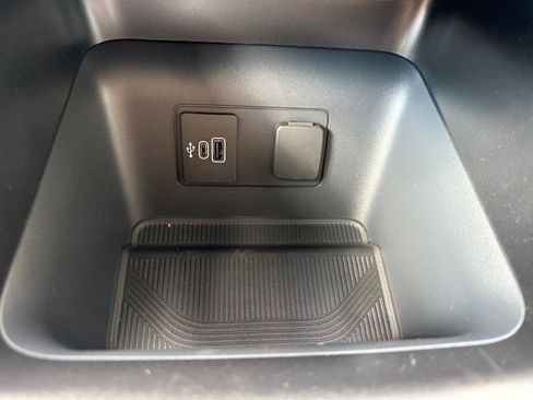 New 2026 Ford Explorer Active w/ Active Comfort Package image 16