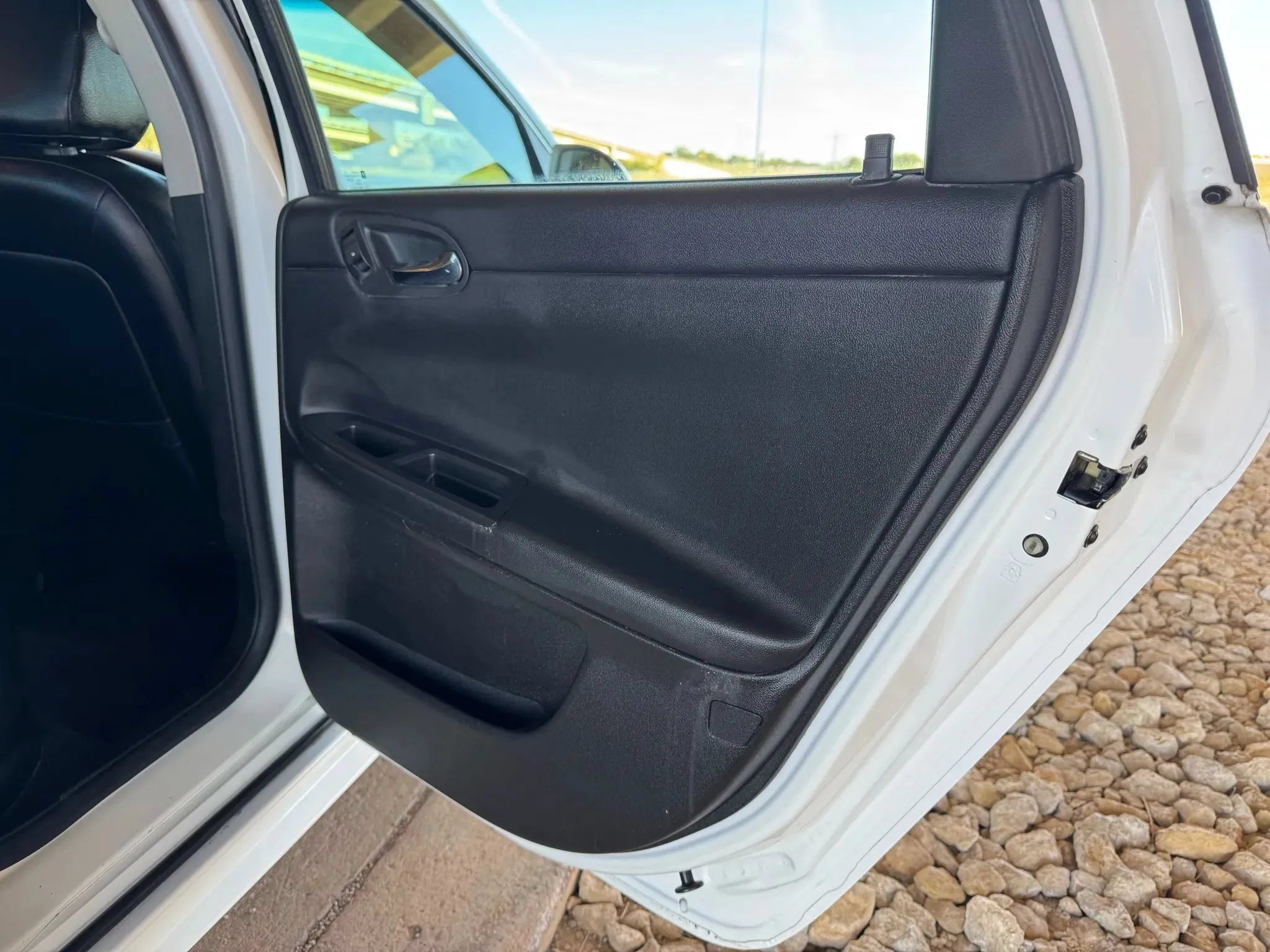 Used 2013 Chevrolet Impala LT w/ LT Sunroof Package FWD image 23
