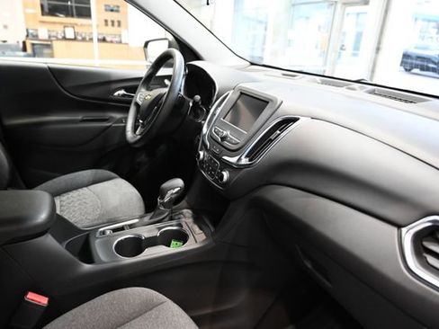 Used 2023 Chevrolet Equinox LT image 13