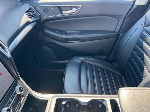 Used 2024 Ford Edge SEL image 13