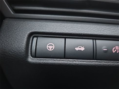 Certified 2025 Nissan Altima 2.5 SL image 31