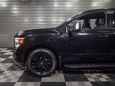 Used 2023 Nissan Titan SV w/ SV Convenience Package image 40