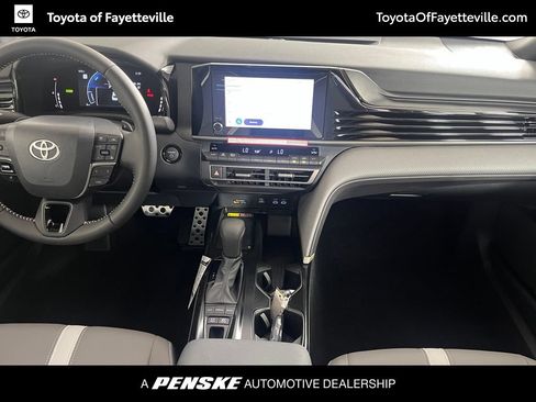 Used 2026 Toyota Camry SE w/ Convenience Package FWD image 17