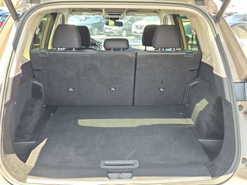 Certified 2024 Nissan Rogue SV FWD image 29