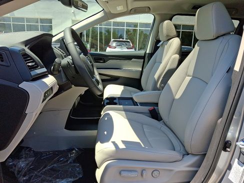 New 2026 Honda Odyssey EX-L image 10