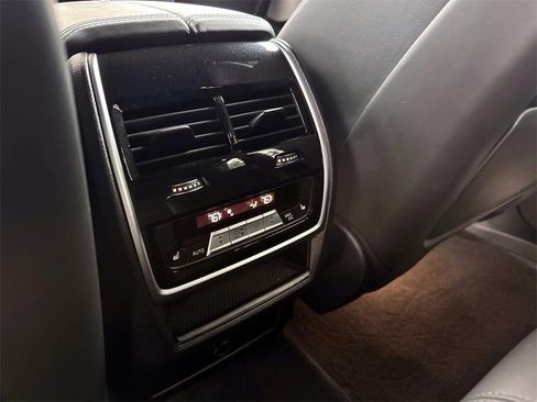 Used 2021 BMW X5 M Competition w/ Competition Package image 14