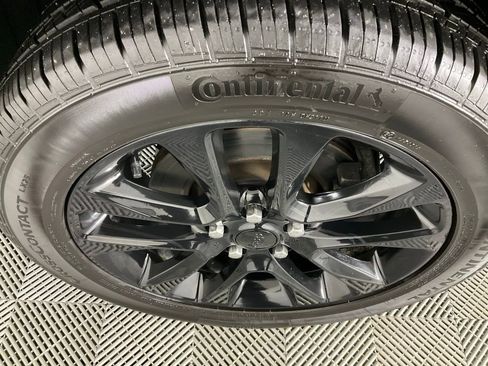 Used 2021 Jeep Grand Cherokee Laredo X image 10