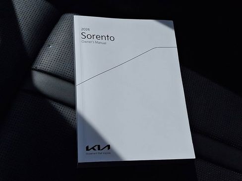 Certified 2026 Kia Sorento EX w/ EX Premium Package FWD image 27