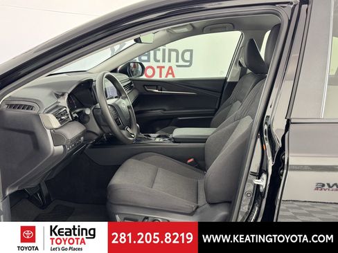 Certified 2025 Toyota Camry LE image 15