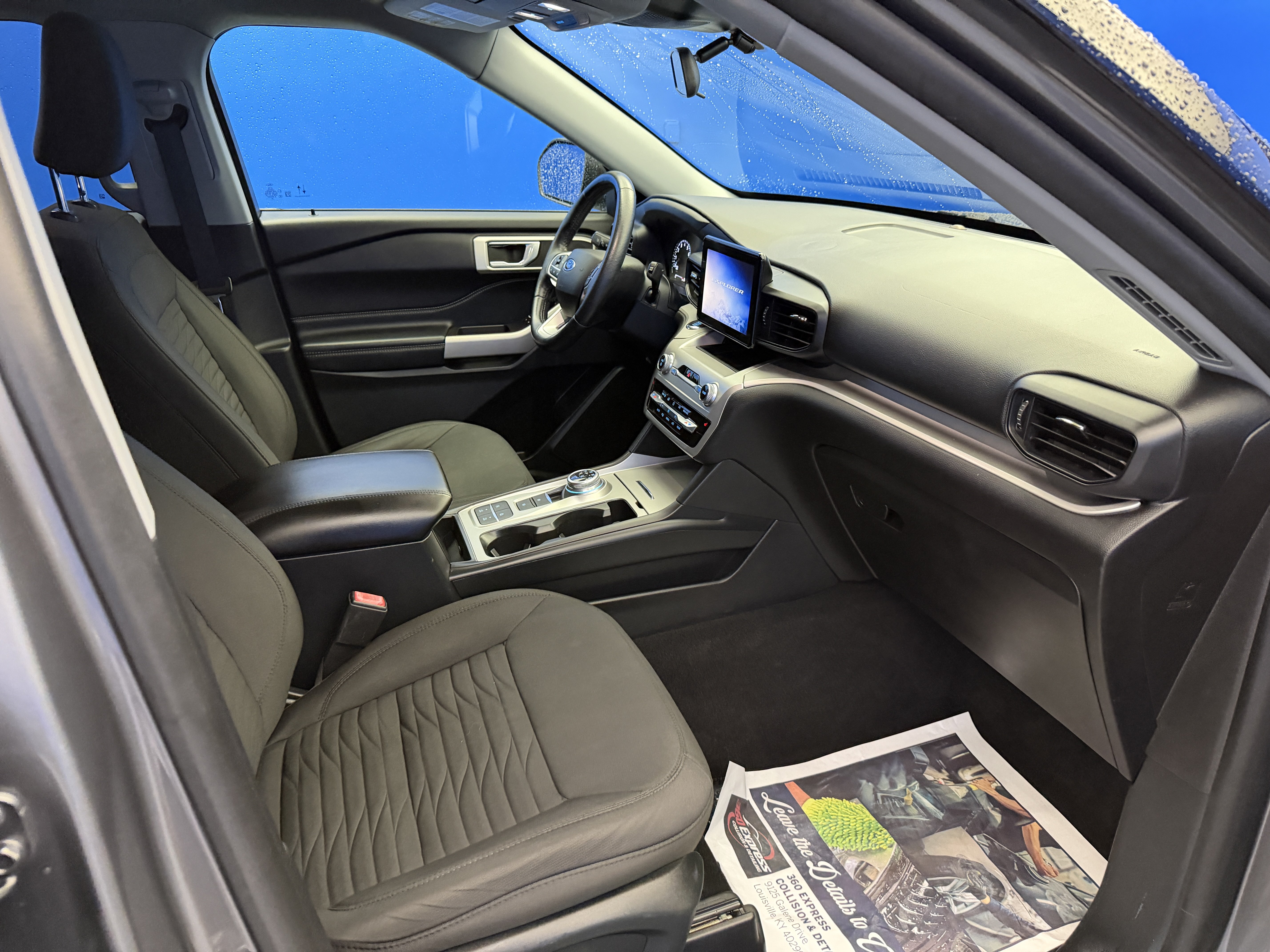 Used 2021 Ford Explorer XLT RWD image 25