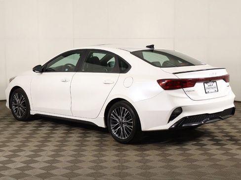 Used 2023 Kia Forte GT-Line w/ GT-Line Premium Package FWD image 11