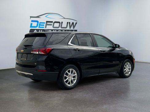 Used 2024 Chevrolet Equinox LT FWD image 3