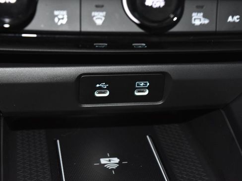 Used 2025 Honda Accord Touring image 16