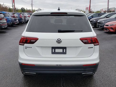 Used 2021 Volkswagen Tiguan SE AWD/4WD image 4