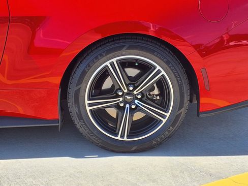 Used 2024 Ford Mustang Coupe RWD image 9