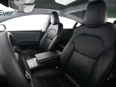 Used 2025 Tesla Model 3 Long Range RWD image 4