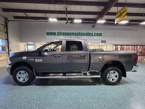 Used 2017 RAM 3500 Tradesman w/ Chrome Appearance Group image 11