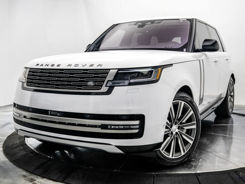 Used 2023 Land Rover Range Rover SE AWD/4WD image 5