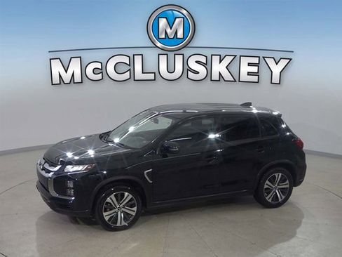 Used 2021 Mitsubishi Outlander Sport SE image 1