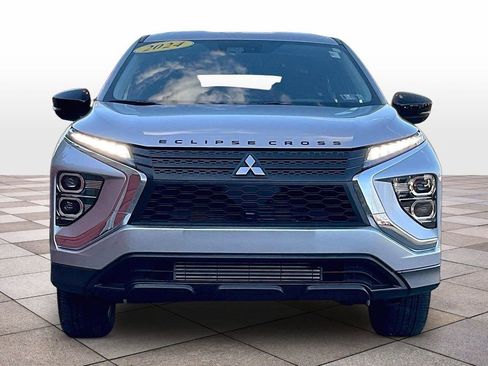 Used 2024 Mitsubishi Eclipse Cross LE image 3