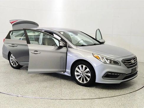Used 2015 Hyundai Sonata Sport w/ Option Group 04 FWD image 9