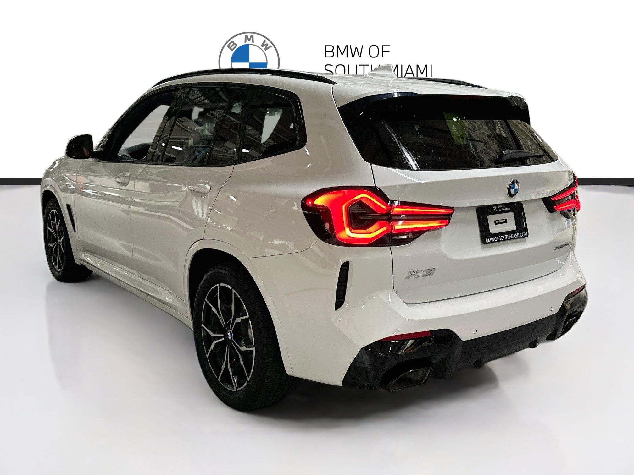 Certified 2023 BMW X3 sDrive30i w/ M Sport Package RWD image 5