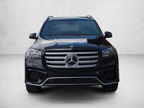 New 2026 Mercedes-Benz GLS 580 4MATIC image 6