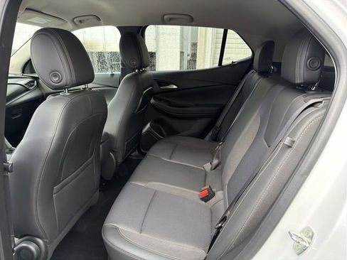 Used 2021 Buick Encore GX Preferred image 11