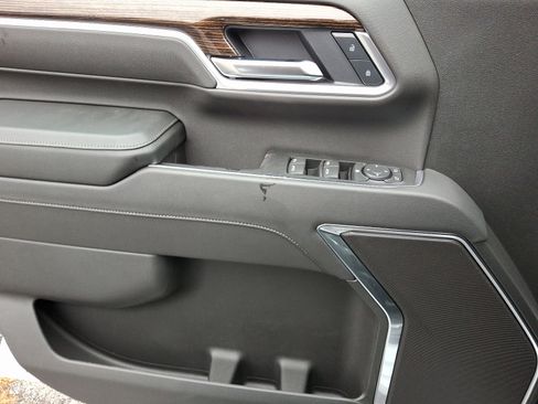 New 2025 GMC Sierra 2500 SLE w/ SLE Convenience Package image 9