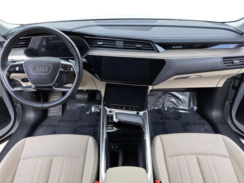 Certified 2024 Audi Q8 e-tron Premium Plus image 9