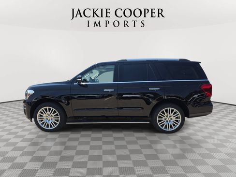 Used 2024 Ford Expedition Limited AWD/4WD image 8