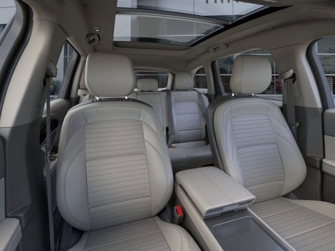 New 2025 Lincoln Nautilus Reserve w/ Jet Appearance Package image 10