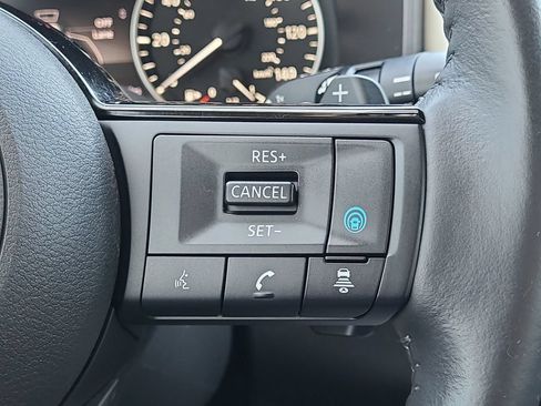Used 2022 Nissan Rogue SV w/ SV Premium Package FWD image 22