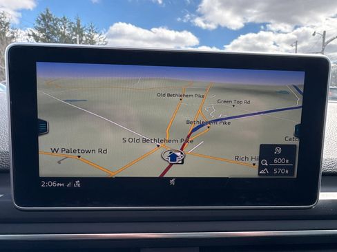 Used 2018 Audi A4 2.0T Premium image 30