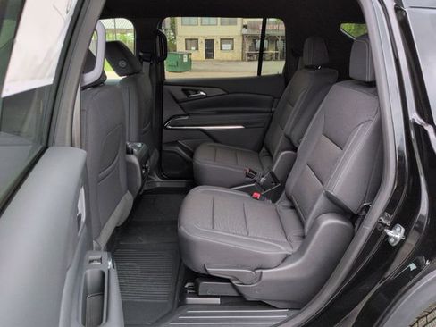 New 2026 Chevrolet Traverse LT w/ Midnight/Sport Edition FWD image 23