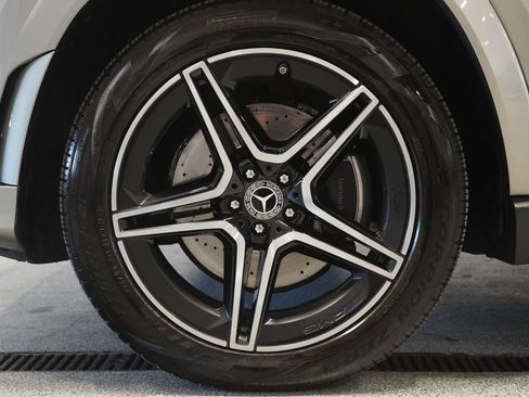 Certified 2023 Mercedes-Benz GLS 580 4MATIC image 8