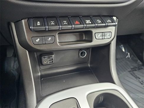 Used 2021 Chevrolet Colorado ZR2 image 22