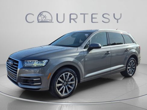 Used 2018 Audi Q7 3.0T Premium Plus w/ Premium Plus Package AWD/4WD image 1