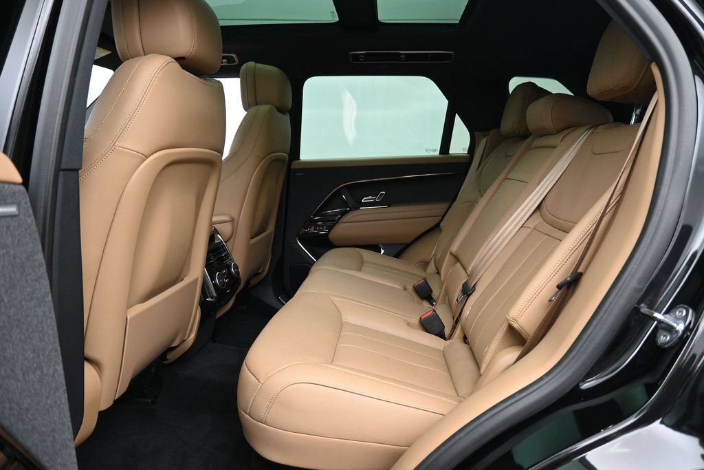 Used 2023 Land Rover Range Rover Sport SE AWD/4WD image 21