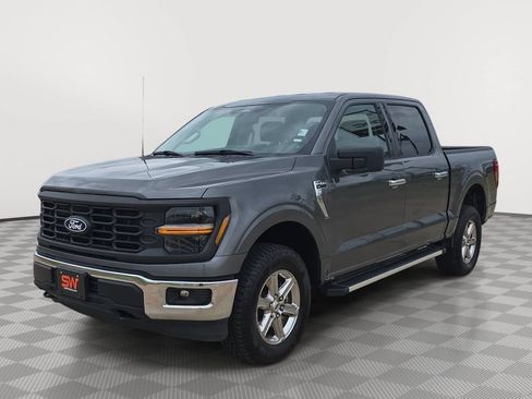 Used 2025 Ford F150 XLT w/ Equipment Group 301A Standard AWD/4WD image 3
