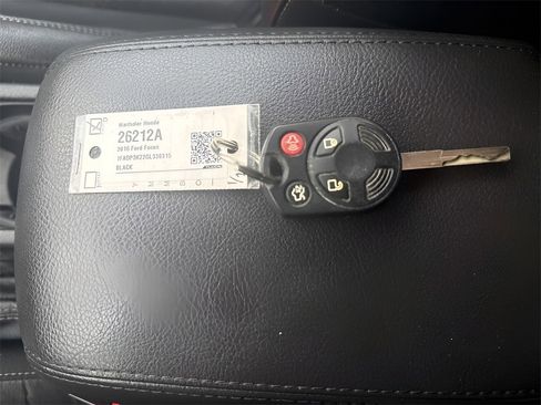 Used 2016 Ford Focus SE w/ Equipment Group 201A image 28