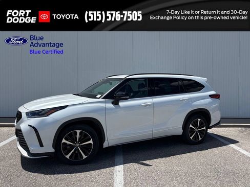 Used 2022 Toyota Highlander XSE AWD/4WD image 1