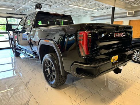 Used 2024 GMC Sierra 2500 AT4 w/ Snow Plow Prep/Camper Package AWD/4WD image 7