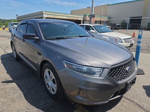 Used 2018 Ford Taurus Police Interceptor AWD image 3